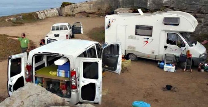 Campings no Algarve começam a abrir mas o verão é incerto 1