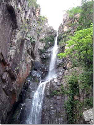 Cachoeira-Veu-da-Noiva-Serra-do-Cipo-MG-2