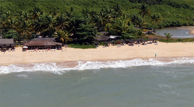 Praia de Guaiú em Cabrália