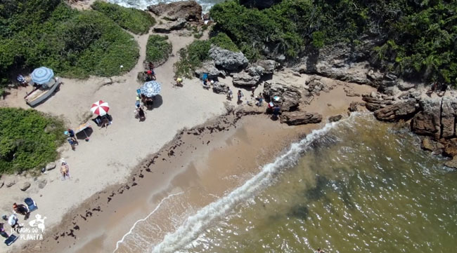 Detalhe da Praia Secreta na Ponta do Pai Vitório em Búzios