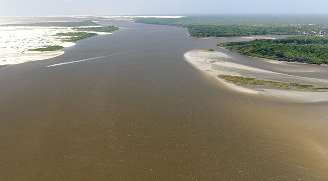 Foz do Rio Preguiças entre Caburé e Atins - São Puís do Maranhão